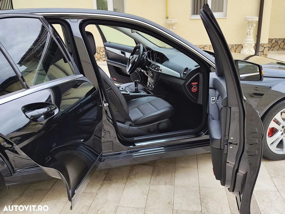 Mercedes-Benz C - 7