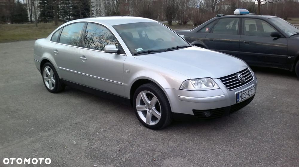 Volkswagen Passat 1.6 Comfortline - 1