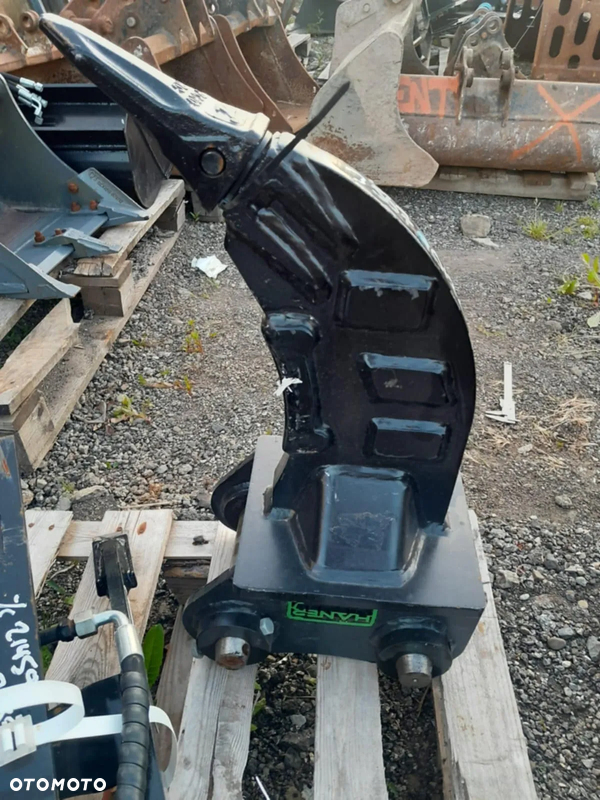 Zrywak pazur ząb kieł do kamieni korzeni do koparki sworznie fi40mm. Haner NOWY