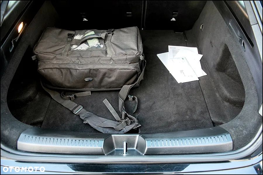 Mercedes-Benz CLA - 33
