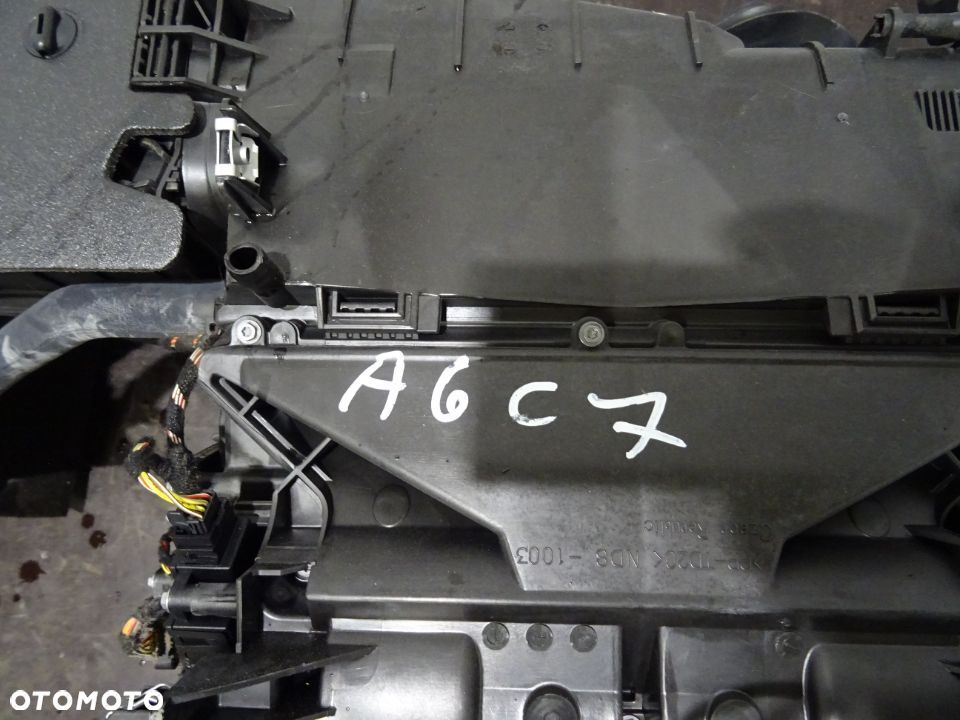 AUDI A6 C7 LIFT 14-18 3.0 TDI NAGRZEWNICA 4G1820005L - 2