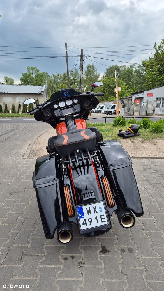 Harley-Davidson CVO Street Glide - 5