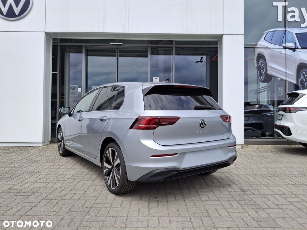 Volkswagen Golf - 9