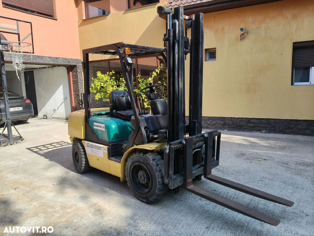 Komatsu FD30T-14 - 13