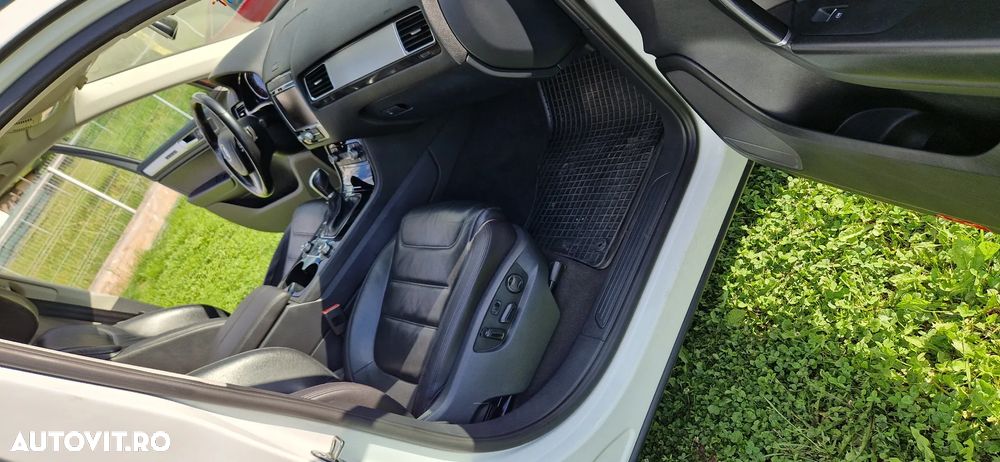 Volkswagen Touareg 3.0 V6 TDI SCR Blue Motion DPF Automatik - 28