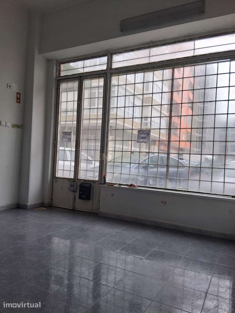 Loja no Dafundo, Oeiras - Oportunidade Única! - Grande imagem: 4/9