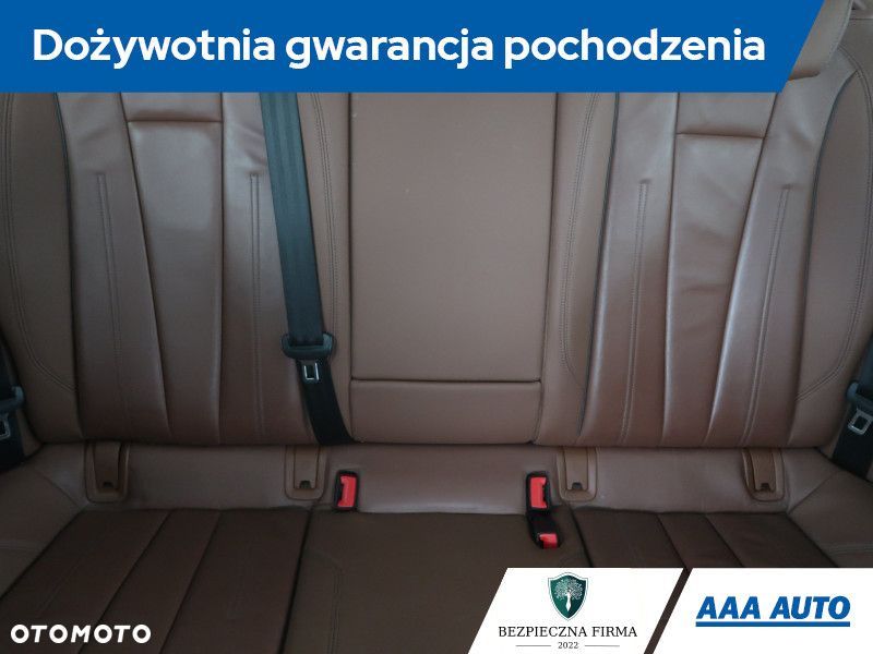 Audi A4 Limousine - 12