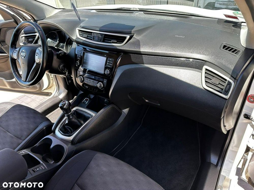 Nissan Qashqai - 15