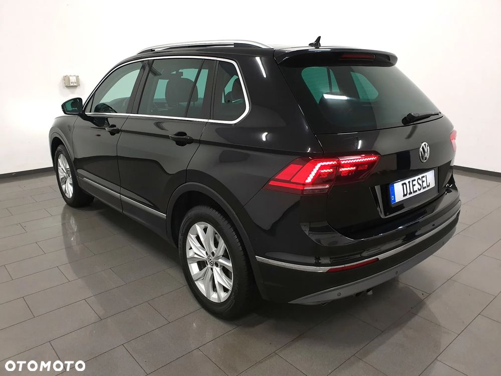 Volkswagen Tiguan 2.0 TDI SCR 4MOTION (BlueMotion Techn.) DSG Highline - 4