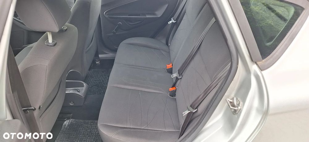 Ford Fiesta 1.25 Trend EU5 - 6