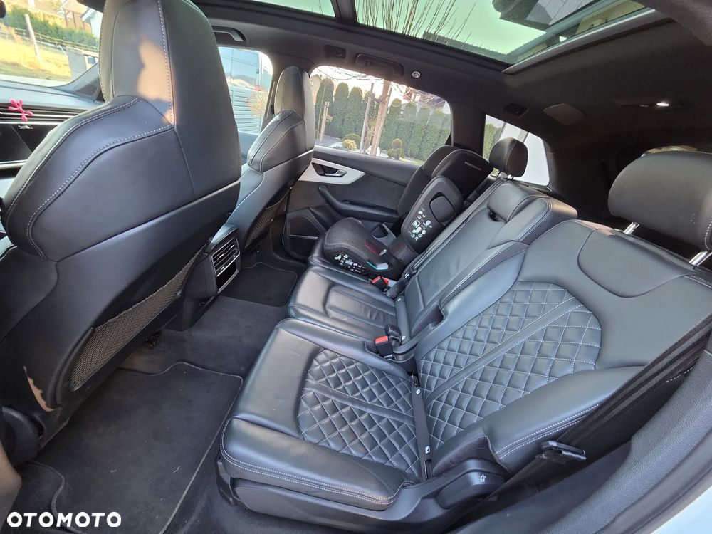 Audi Q7 - 19