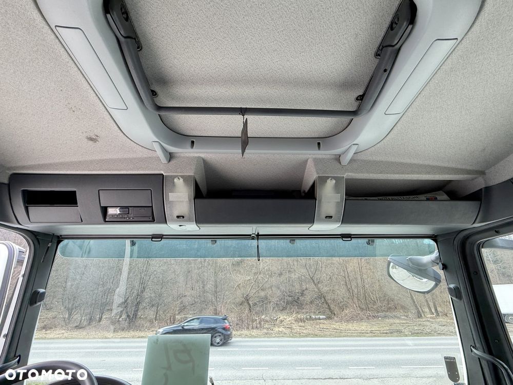 MAN TGS 26.320 6x2 // Oś skrętna i podnoszona // Zabudowa 8.30 // Specjalny //Burty // Winda // - 33