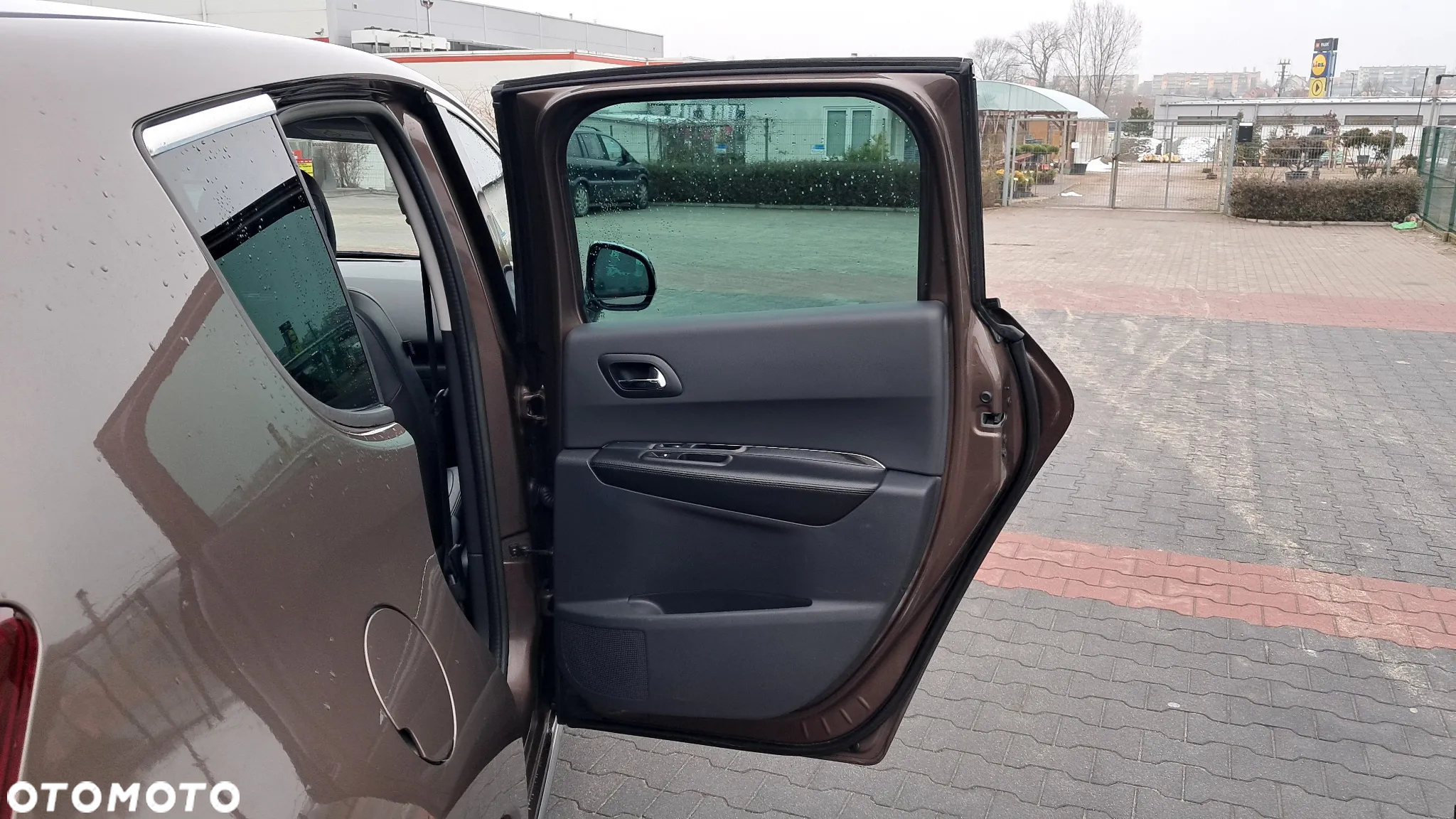 Peugeot 3008 2.0 HDi HYbrid4 - 11