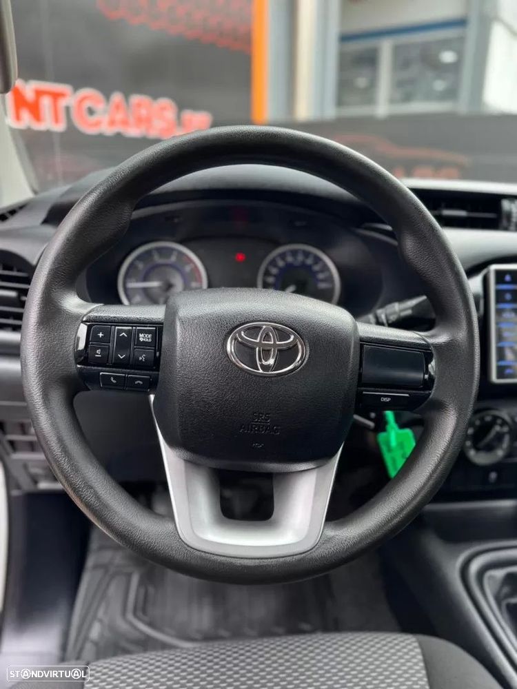 Toyota hilux 2.4 d-4d 2wd ce 3l - 4