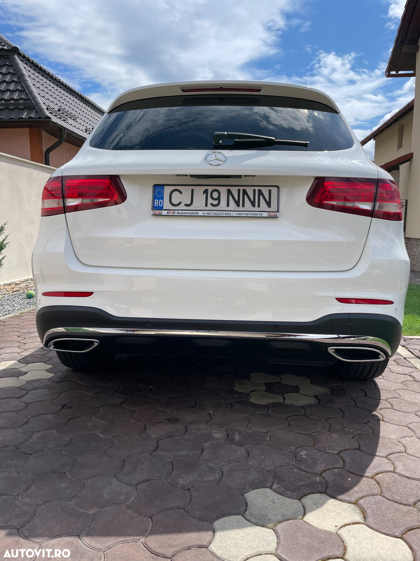 Mercedes-Benz GLC 220 d 4Matic 9G-TRONIC AMG Line - 4