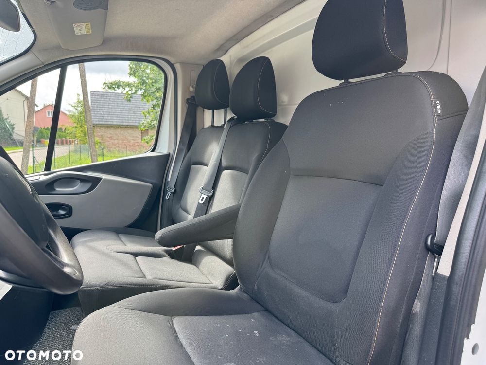 Renault Trafic - 10