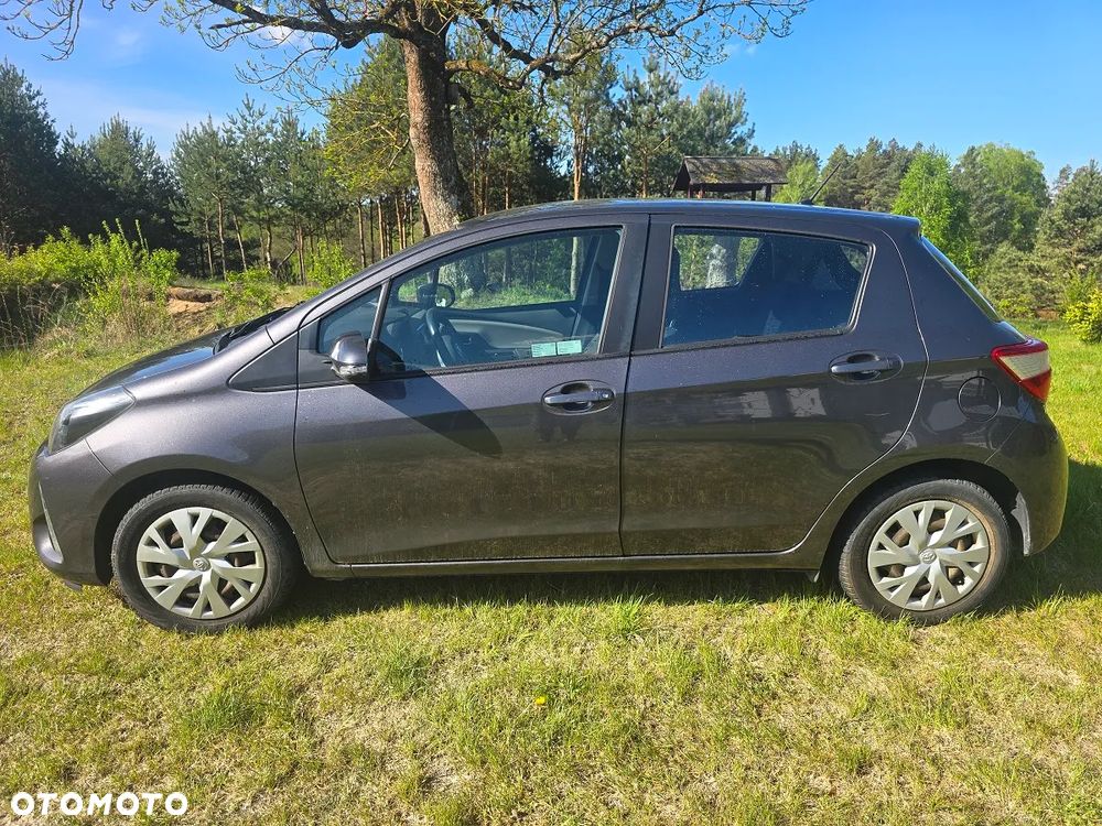 Toyota Yaris 1.5 Active - 2