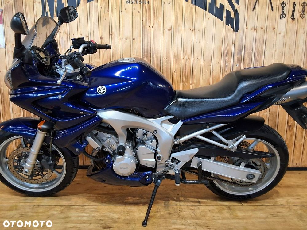 Yamaha FZ6 - 4
