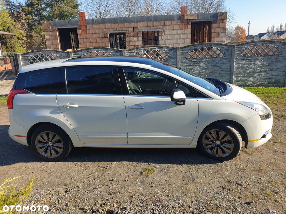 Peugeot 5008 2.0 HDi Allure 7os - 29