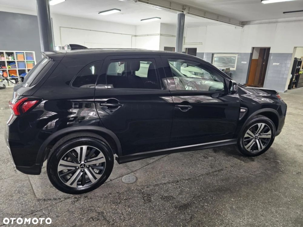 Mitsubishi Outlander - 6