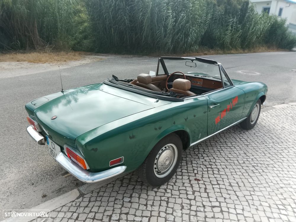 Fiat 124 Spider - 11