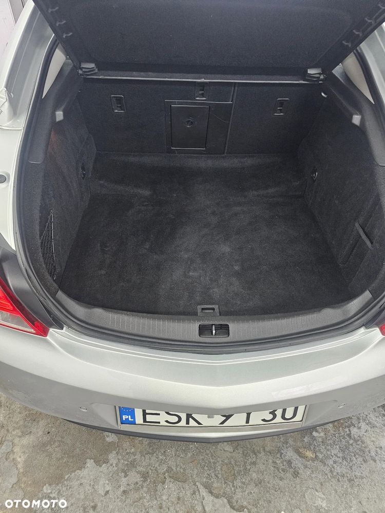 Opel Insignia - 11