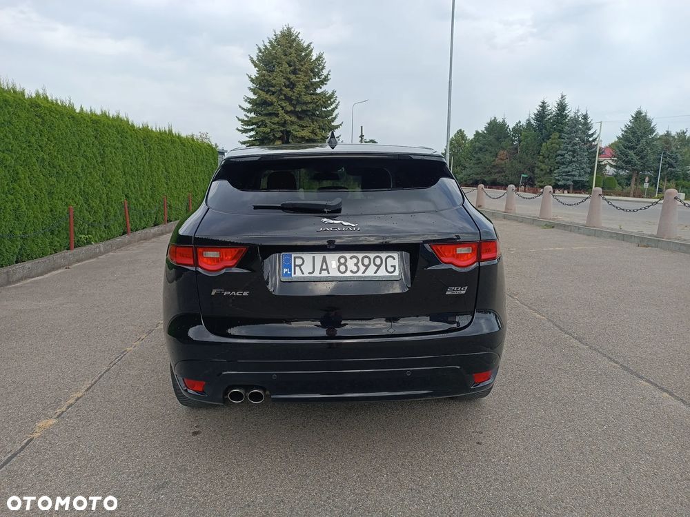 Jaguar F-Pace 2.0 i4D AWD Prestige - 9