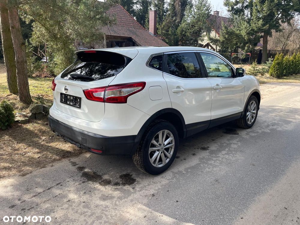 Nissan Qashqai 1.6 dCi 4 x 4 DPF acenta - 8