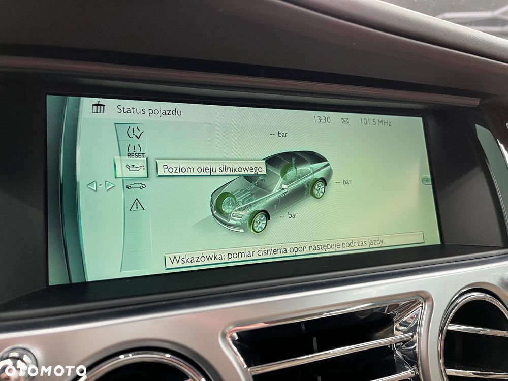 Rolls-Royce Wraith - 24