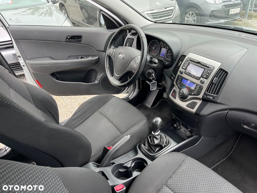 Hyundai i30 1.6 blue Comfort - 21
