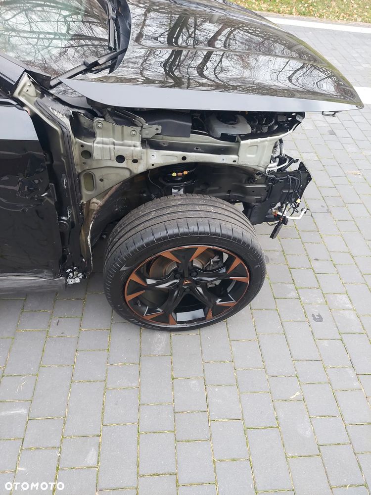 Cupra Formentor - 15