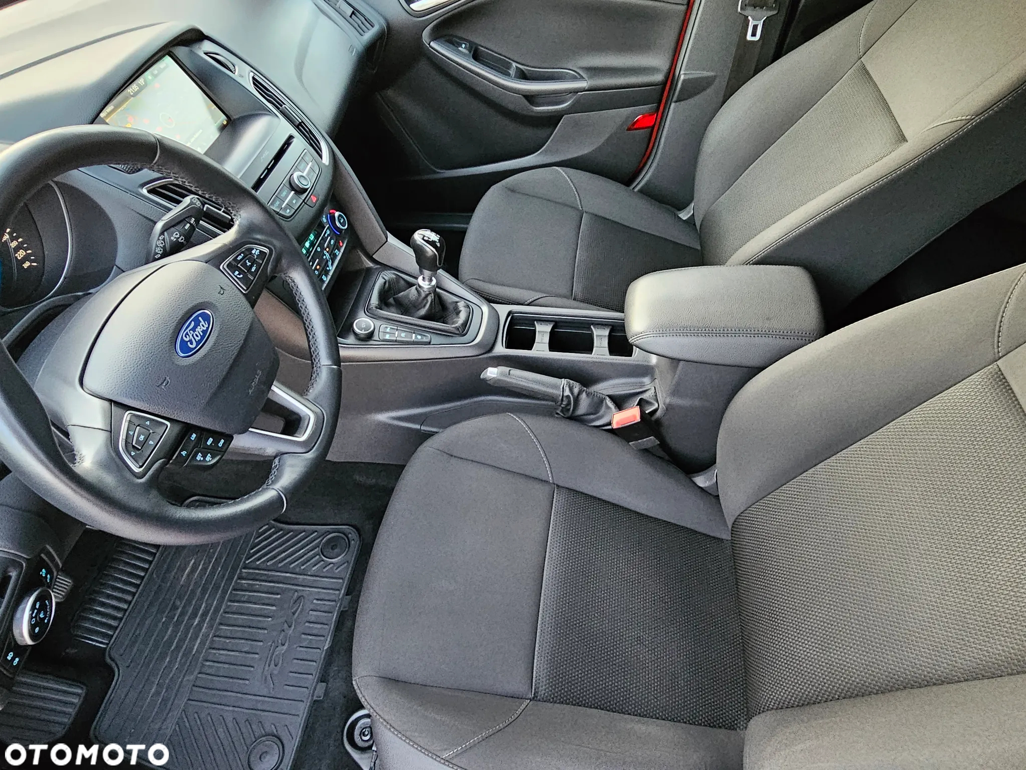 Ford Focus Turnier 1.0 EcoBoost Start-Stopp-System ACTIVE X - 29