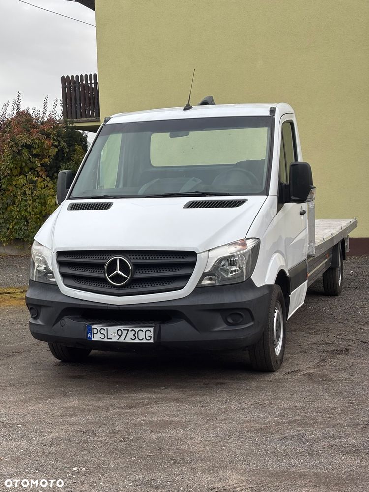 Mercedes-Benz Sprinter - 1