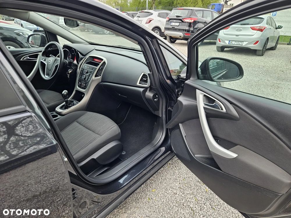 Opel Astra 1.4 Turbo Edition - 29