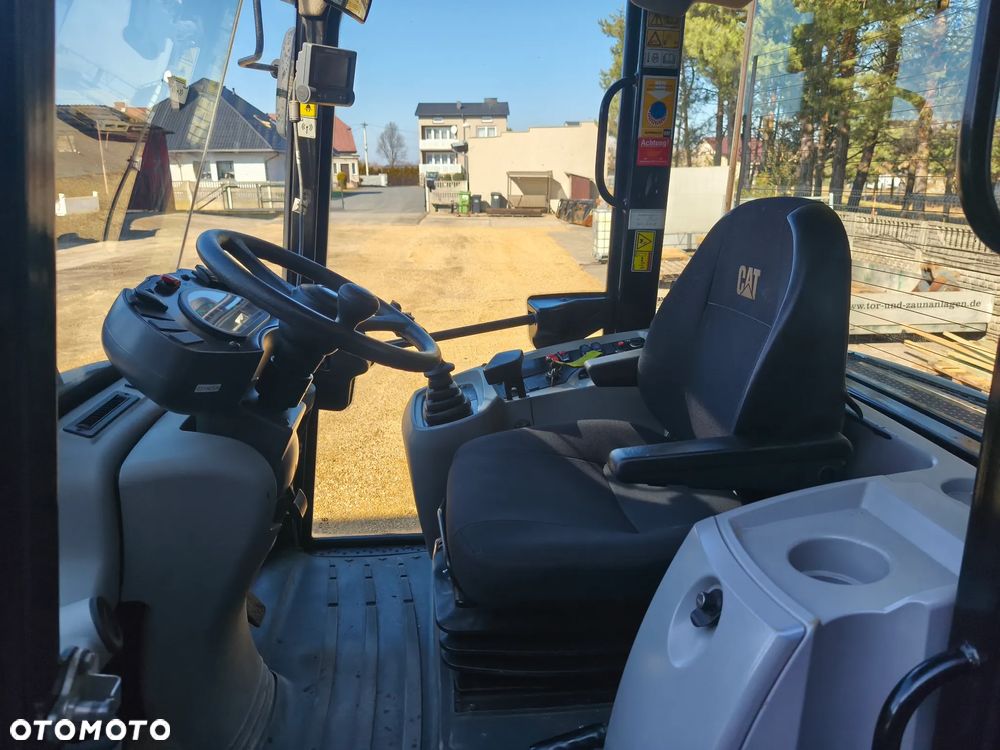 Caterpillar 908 - CATERPILLAR 906 - YANMAR V80 - 13