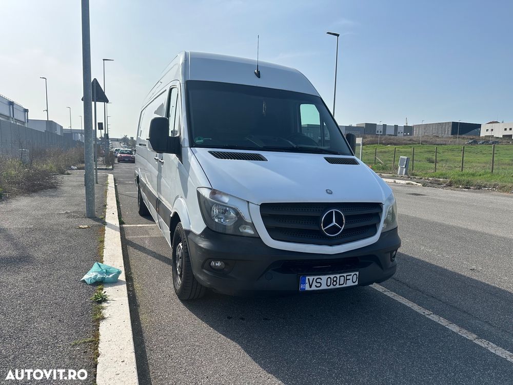 Mercedes-Benz Sprinter - 1