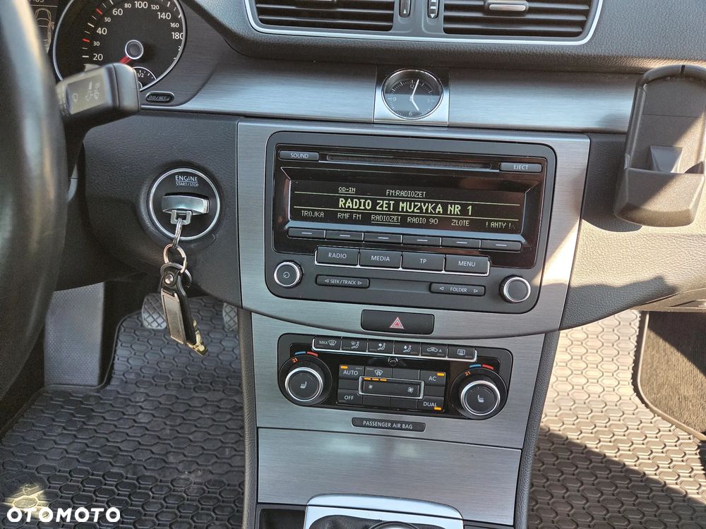 Volkswagen Passat 1.8 TSI Exclusive - 13