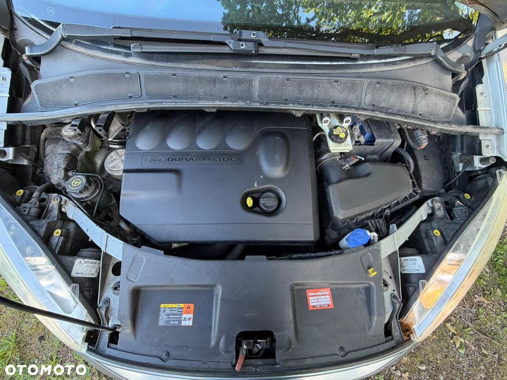Ford S-Max - 26