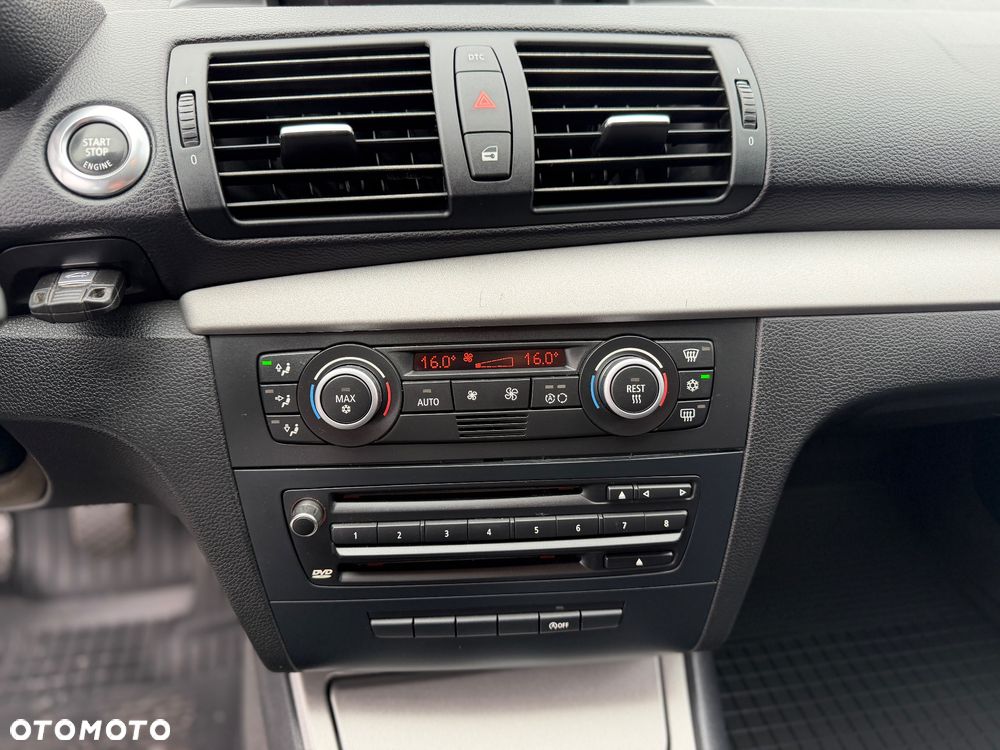 BMW Seria 1 116i - 13