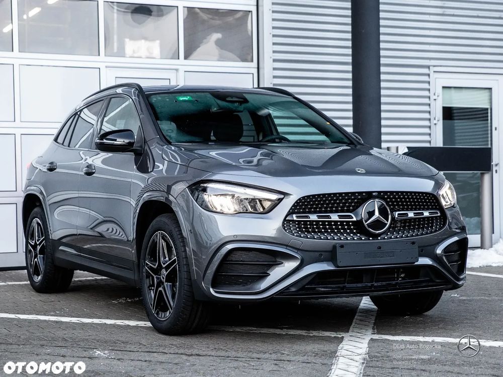 Mercedes-Benz GLA 250 e PHEV AMG Line 8G-DCT - 4