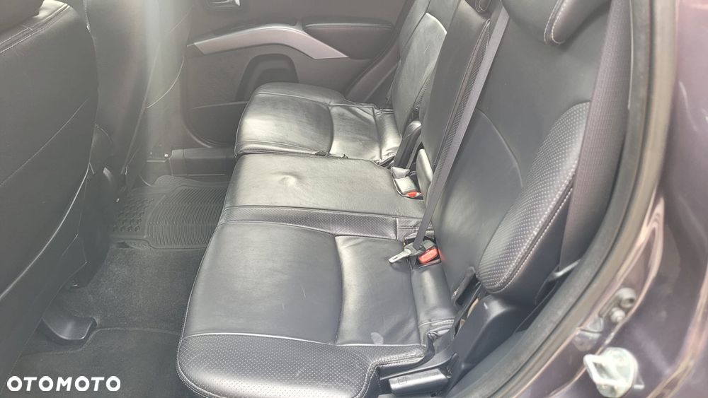 Mitsubishi Outlander 2.2 DI-D 4WD Invite - 22