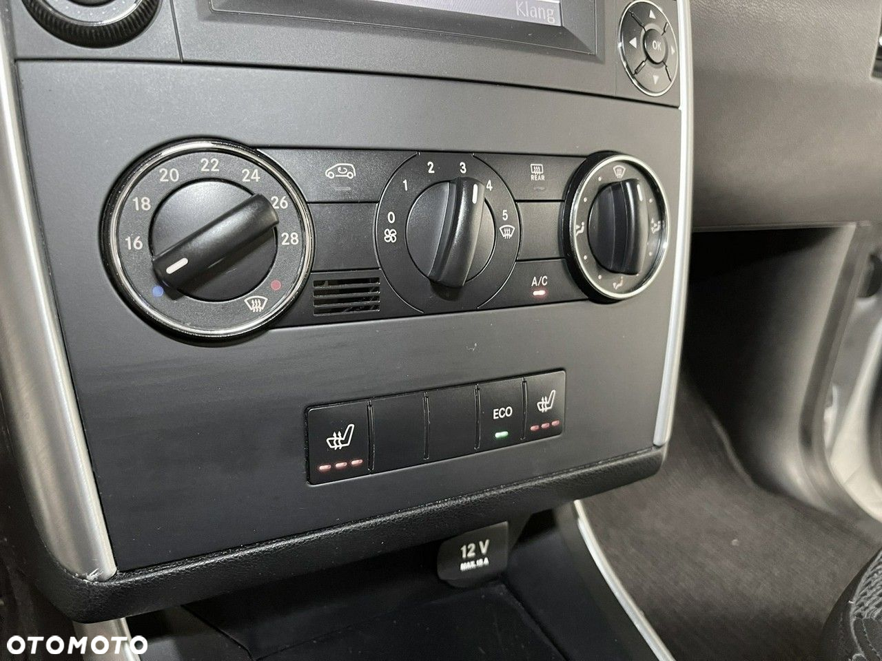 Mercedes-Benz Klasa B 180 BlueEffICIENCY - 21