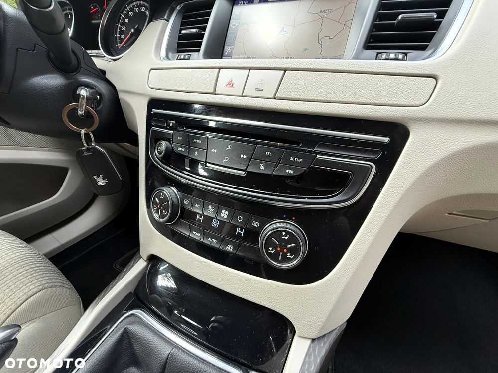 Peugeot 508 2.0 BlueHDi Allure S&S - 26