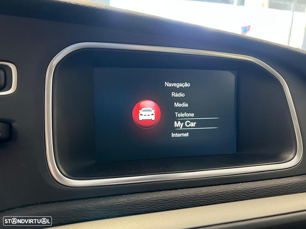 Volvo V40 2.0 D2 Momentum - 30