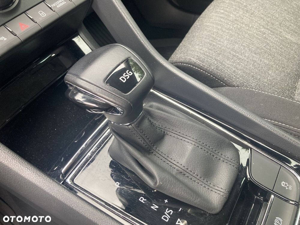 Skoda Karoq 1.5 TSI ACT GPF 4x2 Style DSG - 17