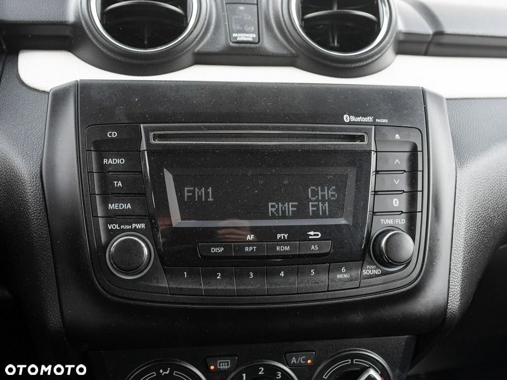 Suzuki Swift - 19
