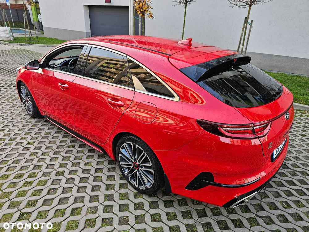 Kia ProCeed 1.6 T-GDI GT DCT - 4