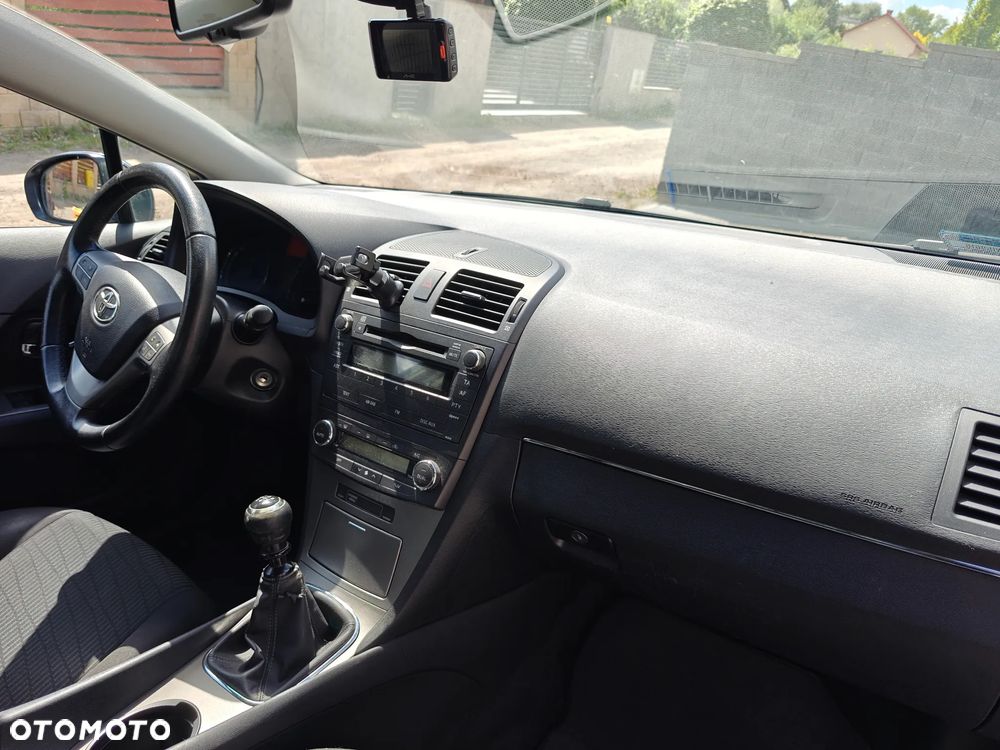 Toyota Avensis 2.0 D-4D Sol - 12