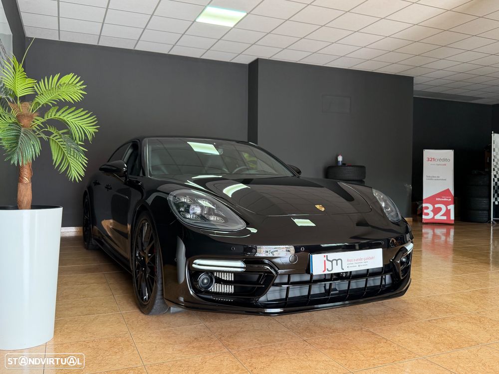 Porsche Panamera Sport Turismo 4 E-Hybrid Edition 10 Anos - 4