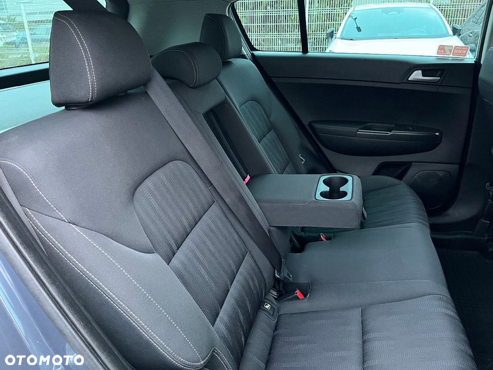 Kia Sportage 1.6 GDI S 2WD - 31